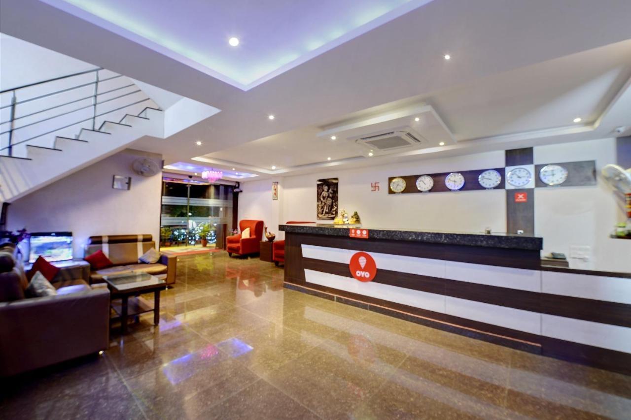 首都o萨曼维国际酒店 Belur  外观 照片