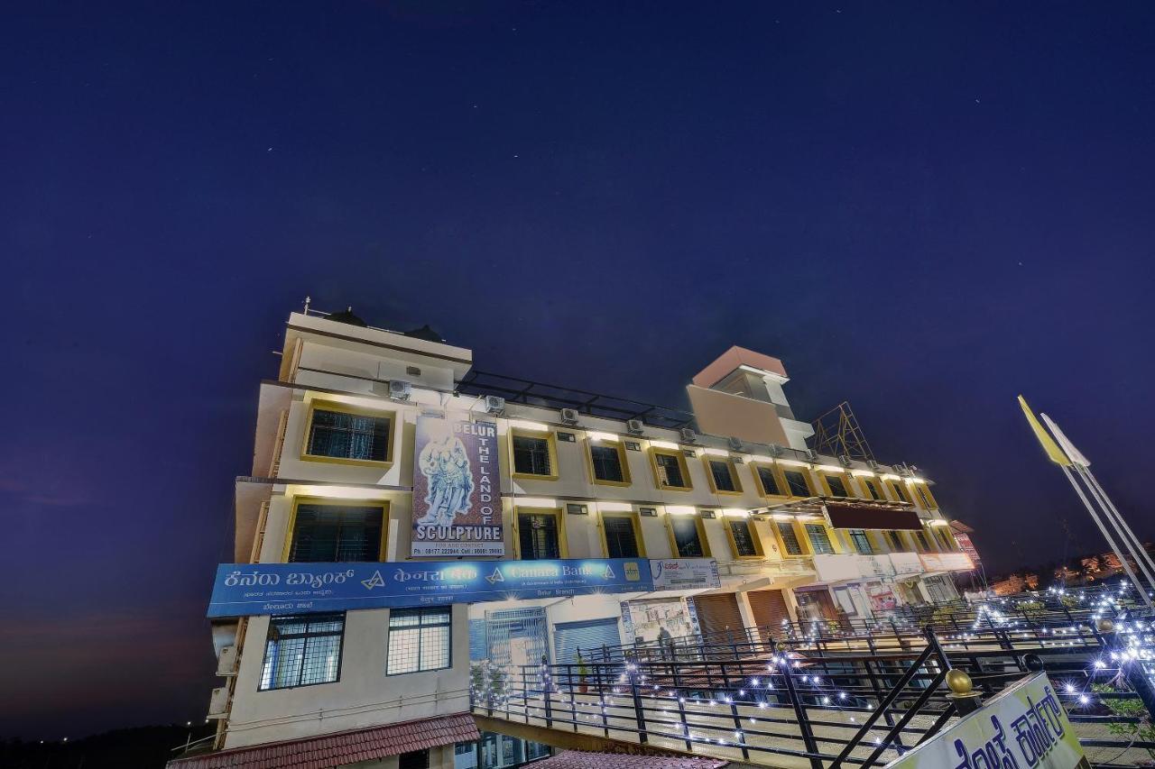 首都o萨曼维国际酒店 Belur  外观 照片